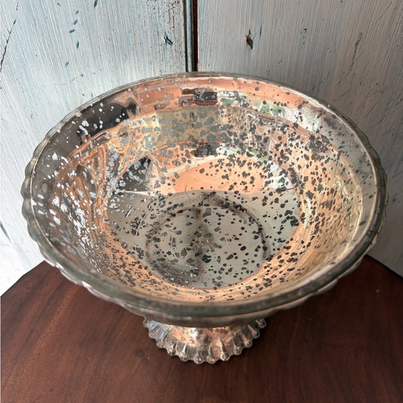 Silver Mercury Glass Pedestal Bowl - Picture 6 of 11